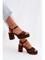 Dámské sandály na podpatku z eko semiše čokoládové Iserelle