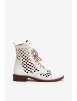 Děrované kožené botky Zazoo 2695 bílé