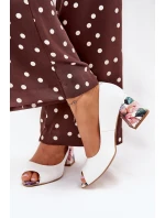 Kožené lodičky s ozdobným podpatkem Lewski Shoes 2608/K bílé