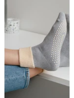 Dámské ponožky s protiskluzovou úpravou ABS 126 Dámské ponožky s protiskluzovou úpravou ABS 126