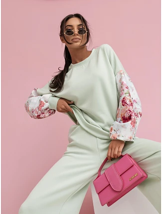 Ležérní souprava s buffovými rukávy a širokými nohavicemi (557)