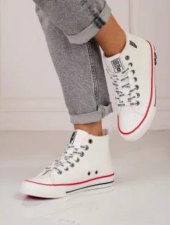 Krásné dámské bílé tenisky bez podpatku