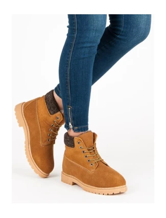 Dámské kožené traperky 37211C - Walkman shoes Dámské kožené traperky 37211C - Walkman shoes