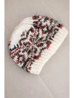 Dámská zimní čepice z vlny s norským vzorem K354 ecru+cervená