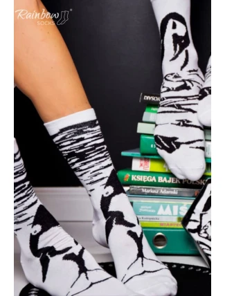 Duhové ponožky se zvířecími motivy Tučňák Orca černá a bílá 2 páry