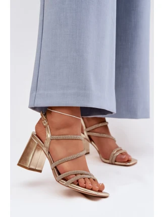 Sandály na podpatku  model 225209 Step in style