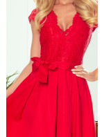 Šaty s výstřihem Numoco ANNA - červené