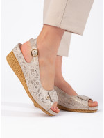 Originální  sandály hnědé dámské na klínku