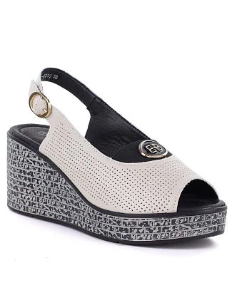 Dámské kožené sandály na platformě béžové S.Barski 7010