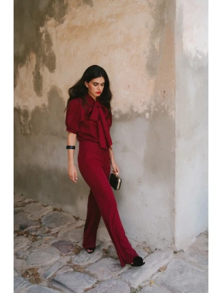 S421 Kombinéza s mašlí na zavazování - bordó S421 Kombinéza s mašlí na zavazování - bordó