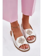 Dámské Sandály Na Ploché Podpatky S Dekorativním Detaily S.Barski KV51-080 Stříbrné