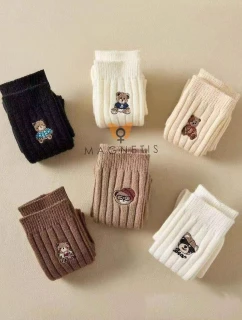 Magnetis ponožky YN5041 Výšivka medvídka