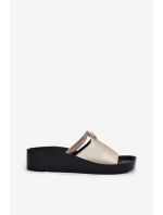 Kožené Dámské Pantofle S Dekorativním Páskem KV51-034 Zlaté Kožené Dámské Pantofle S Dekorativním Páskem KV51-034 Zlaté