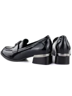 Dámské lakované polobotky s ozdobným podpatkem černé Vinceza 58638