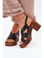 Kožené Sandály Na Podpatku Zazoo 1081 Černé Kožené Sandály Na Podpatku Zazoo 1081 Černé