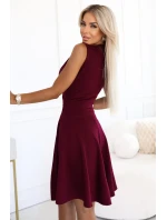 573-4 Exkluzivní šaty s rozšířeným spodním dílem a zipem - vínové