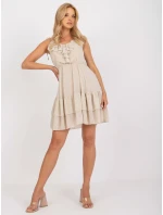 Šaty TW SK BI 1158.77 světle béžová Šaty TW SK BI 1158.77 světle béžová