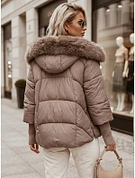 Dámská zimní bunda s kožešinou a kapucí v barvě taupe, FashionStreet TY5888 Dámská zimní bunda s kožešinou a kapucí v barvě taupe, FashionStreet TY5888