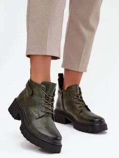 Nízké zateplené dámské boty na klínku s ozdobným páskem tmavě zelené Therisse