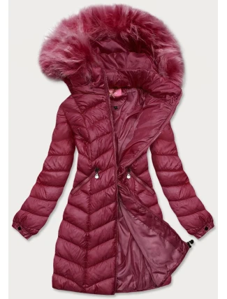 Dámská prošívaná bunda ve vínové bordó barvě s kapucí (8916-b) Dámská prošívaná bunda ve vínové bordó barvě s kapucí (8916-b)