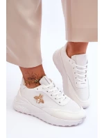 Lesklá sportovní obuv s zdobením Bíle Seneca