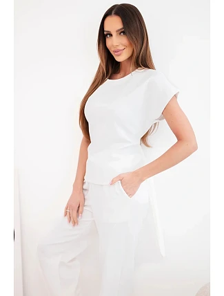 Dámský komplet masełko s halenkou s krátkým rukávem a širokými kalhotami ecru Dámský komplet masełko s halenkou s krátkým rukávem a širokými kalhotami ecru