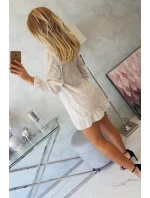 Šaty s ozdobnými volánky béžové