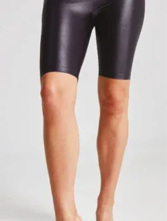 ČERNÍ BRILLANTNÍ JEZDCI