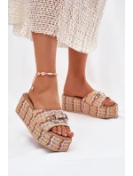 Dámské Sandały Na Klínu S Pletením A Ozdobou Multikolor Isolene Dámské Sandały Na Klínu S Pletením A Ozdobou Multikolor Isolene