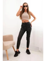 Dámské kalhoty z ekokůže s kapsami a vázáním v pase černé