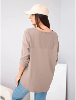Dámská bavlněná oversized halenka s výstřihem do V a prodlouženým zadním dílem fango Dámská bavlněná oversized halenka s výstřihem do V a prodlouženým zadním dílem fango