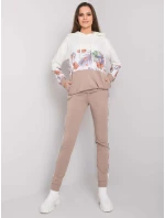 Souprava RV KMPL 7356.82 béžová a bílá Souprava RV KMPL 7356.82 béžová a bílá