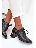 Kožené lakované dámské lodičky na podpatku s krystaly Artiker 57C0072 šedé Kožené lakované dámské lodičky na podpatku s krystaly Artiker 57C0072 šedé