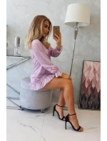 Šaty s ozdobnými volánky fialové