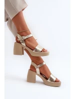 Zazoo 40386 Dámské Kožené Sandály Na Klínu Zlaté