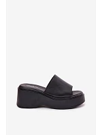 Dámské nazouváky na platformě Černé Virelia