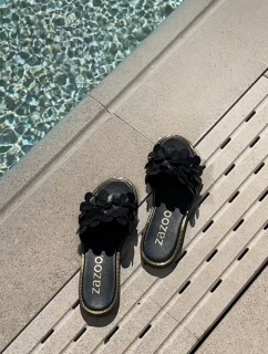 Zazoo 40381 Dámské Kožené Pantofle Na Plochém Podpatku Černé