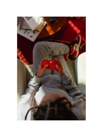 Ovladač Microsoft Xbox Series - pulzující červená barva