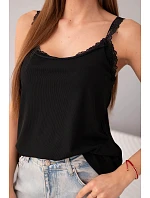 Dámská halenka na ramínkách s krajkovým zakončením černá Dámská halenka na ramínkách s krajkovým zakončením černá