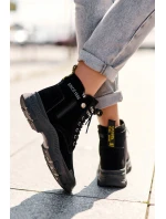 Zateplené semišové dámské botky Trapery černé Jailina