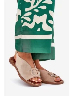 Ploché sandály s ozdobou béžové Haliones