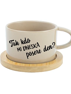 TAK KDO MI DNESKA POSERE DEN? - krémový hrníček makronka 200 ml