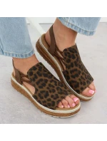 Dámské sandály na platformě s leopardím vzorem v béžové barvě Rieker 62741-90