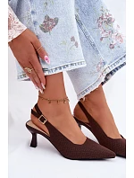 Materiálové sandály na podpatku čokoládové Delessa