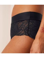 Dámské kalhotky Body Make-Up Illusion Lace Shorty - BLACK - černé 0004 - TRIUMPH Dámské kalhotky Body Make-Up Illusion Lace Shorty - BLACK - černé 0004 - TRIUMPH