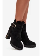 Zateplené dámské kozačky na podpatku s přezkou Černé Nolivira