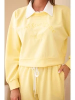 Dámský komplet máslová mikina s límečkem a rovné kalhoty žlutý