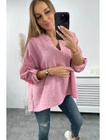 Mušelínová halenka s ohrnutými rukávy tmavě růžová