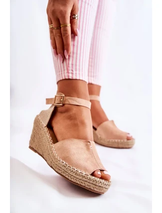 Pohodlné dámské sandály na klínu Světle růžová Dellia