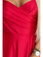 646-3 Dlouhé společenské šaty bez ramínek s rozparkem na nohou - červené